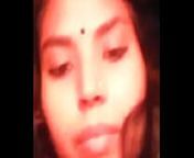 Minu showing her sexy boobs toomchar from bangladeshi rabeya akter video call sex