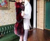 Retro sex with babe in fur coat from sex in cloth