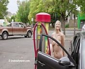 blonde babe dancers around nude at the carwash in front of strangers from a loira praiana nudes