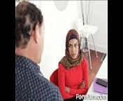 Arab Sinner Stepsister Have an Affair with Her StepBrother from having an affair with family
