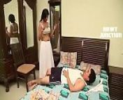 InstaMasti Desi Housewife teaches servant .Skype me vijj k from indian housewife hot servant