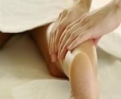 Talia Mint massages Lena Love from İtalia foot