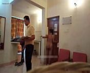 Desi Bhabhi Hotel Nude Flash from room service flashing