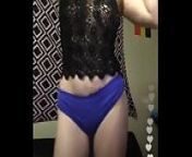 Rubia peituda moviendo buceta en vivo Instagram from bigo periscope no panties