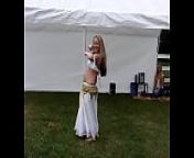 Pregnant Belly Dancer - Oud from belly raspberries