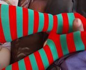 Late Christmas Footjob Video from sister stockings