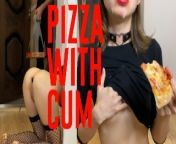 Skinny hotwife gets cum in mouth from pizza delivery guy, then eats pizza! from hol dia mang chuda