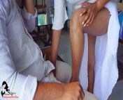 මහත්තයට හොරෙන් ගැණි පැද්ද ඔෆිස් ඩයිවර් Sri lankan wife cheats husband sex fuck with office driver from tamil actress oviya xxx photos without dress